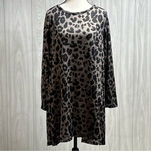 My Story Animal Print Lightweight dress Sweater With Pockets Size Large